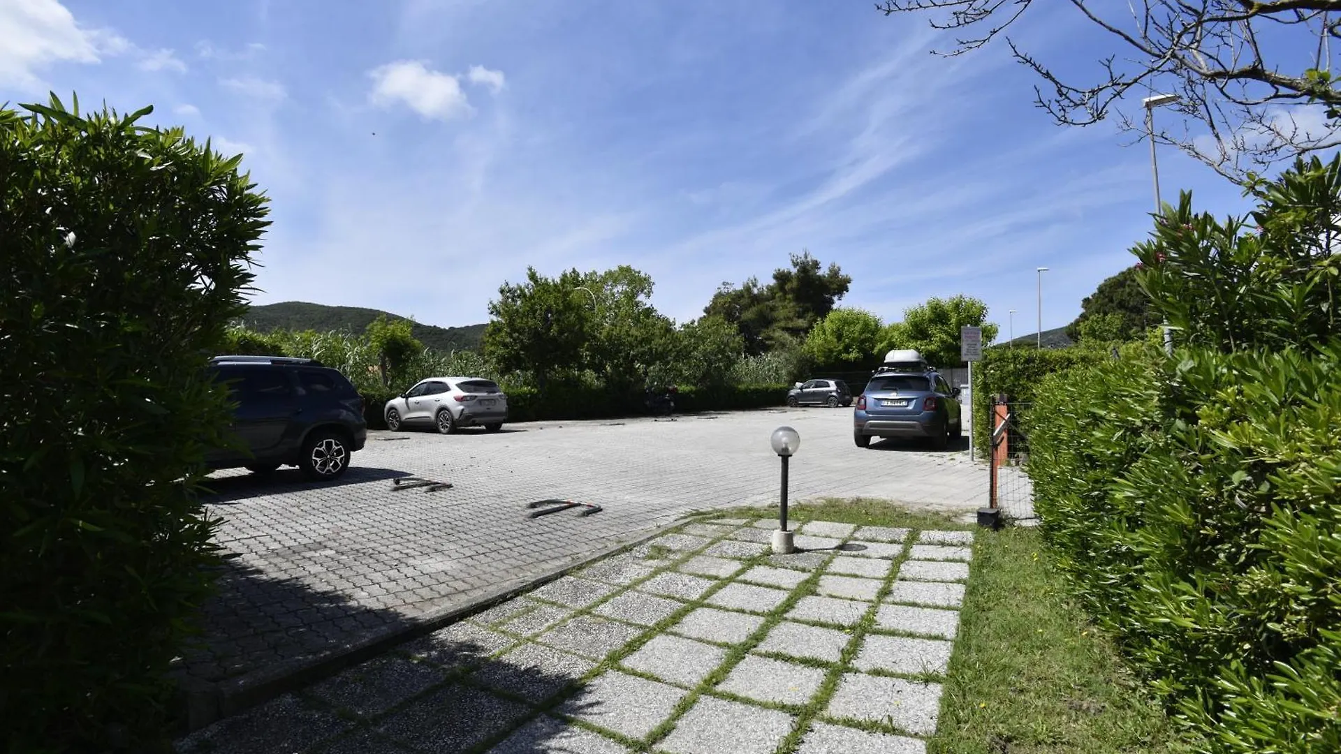 Appartamenti Gelsomino - Clima, Terrazze E Posti Auto 마리나디캄포 아파트