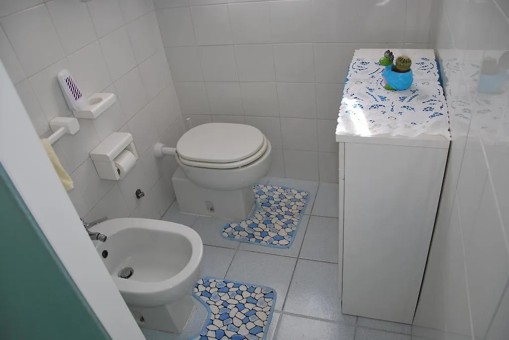 Apartment Appartamenti Gelsomino - Clima, Terrazze E Posti Auto Marina di Campo